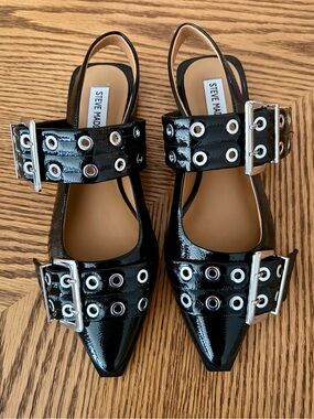 NEW STEVE MADDEN Graya Flat - Black Patent